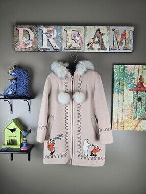 Northern Sun Vintage Novelty Alaskan Eskimo Print Coat Size 12 ( Medium??)